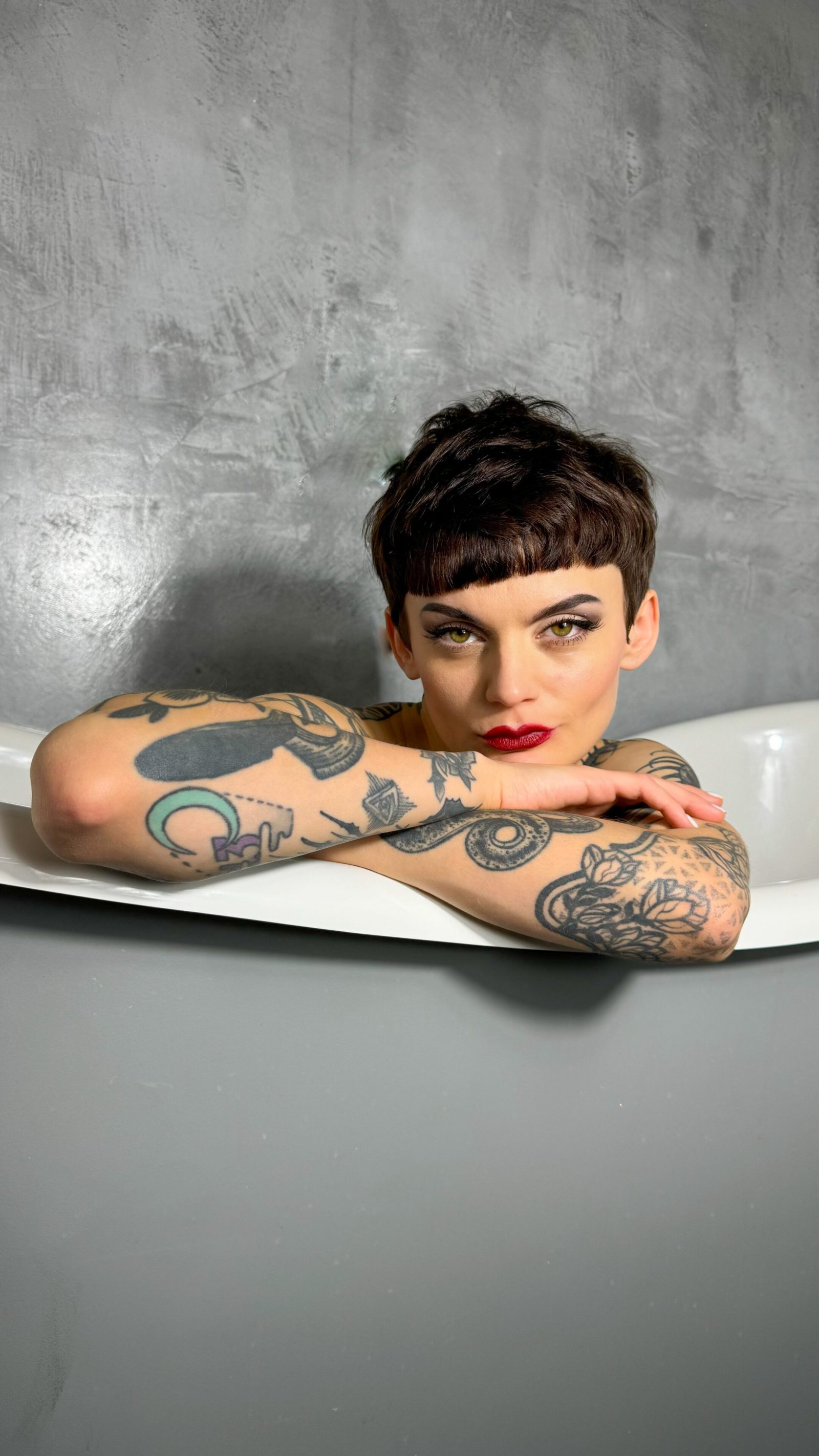 MistressAe